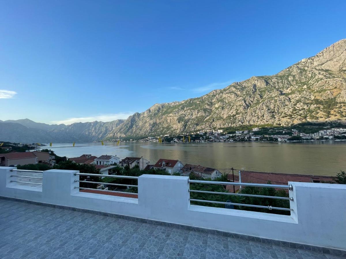 House With Big Terrace And Beautiful Sea View Villa Kotor Kültér fotó