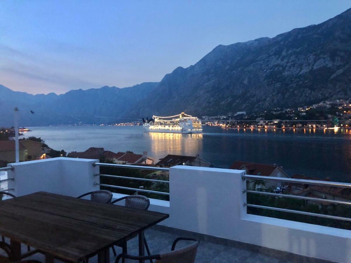 House With Big Terrace And Beautiful Sea View Villa Kotor Kültér fotó