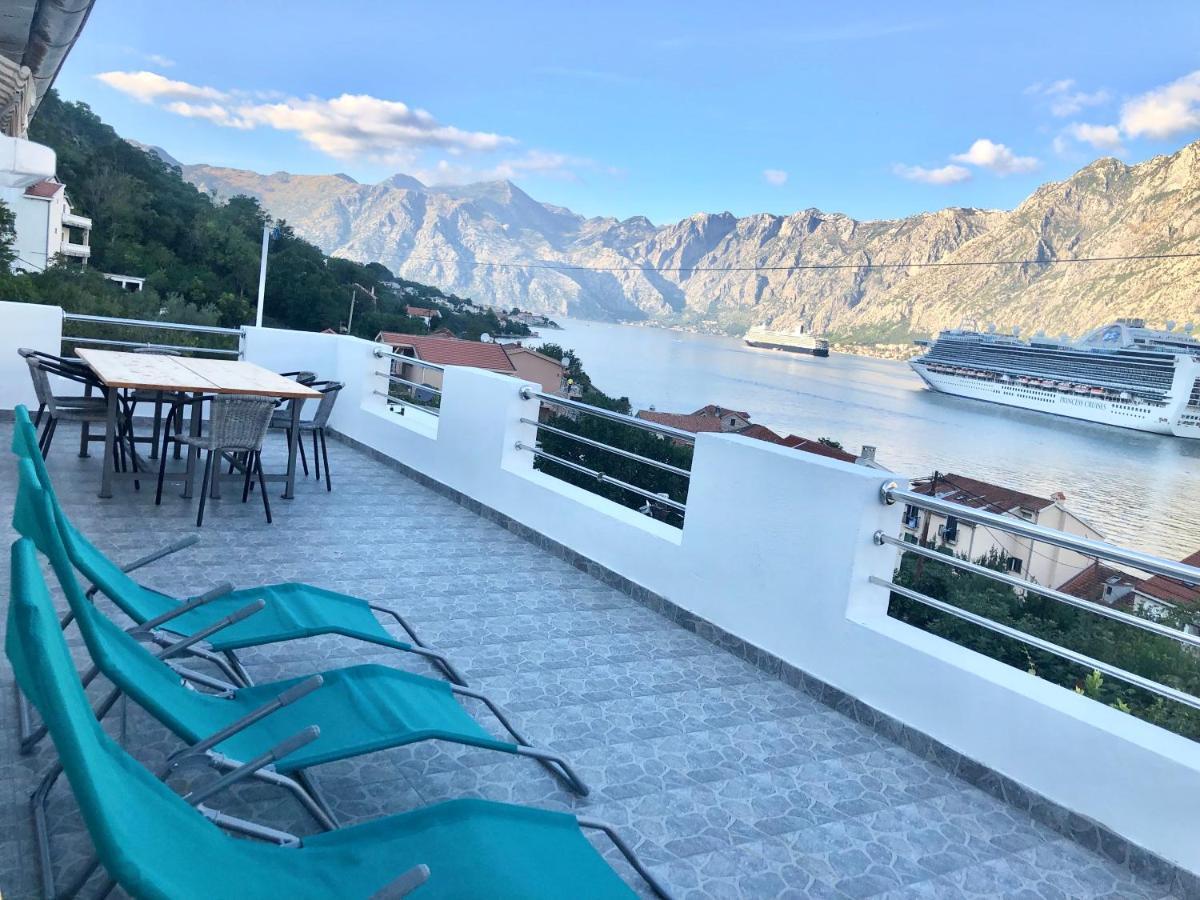 House With Big Terrace And Beautiful Sea View Villa Kotor Kültér fotó